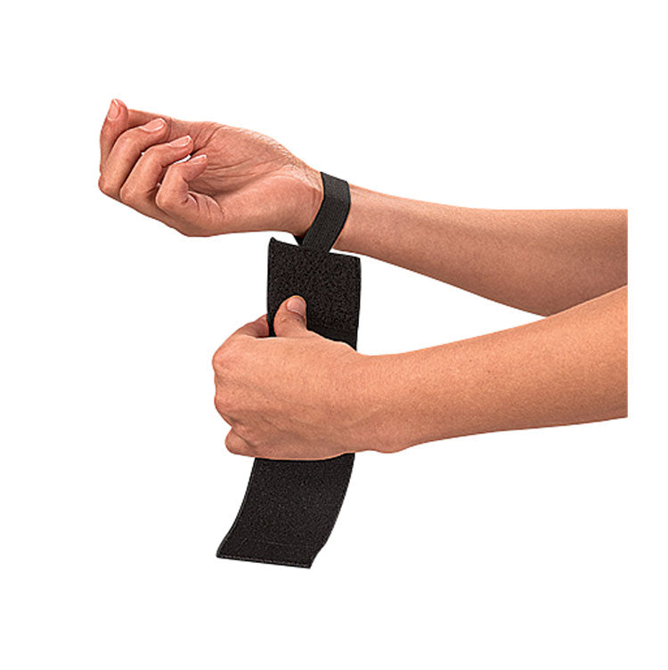 Mueller Elastic Wrist Support With Loop