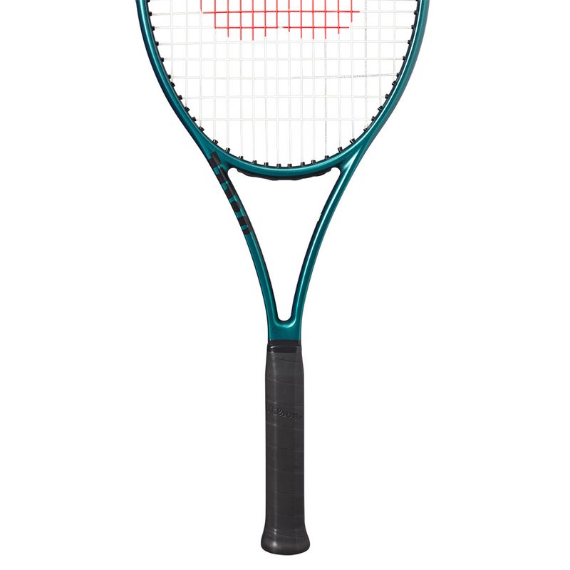 Wilson Blade 98 18x20 v9 Tennis Racquet