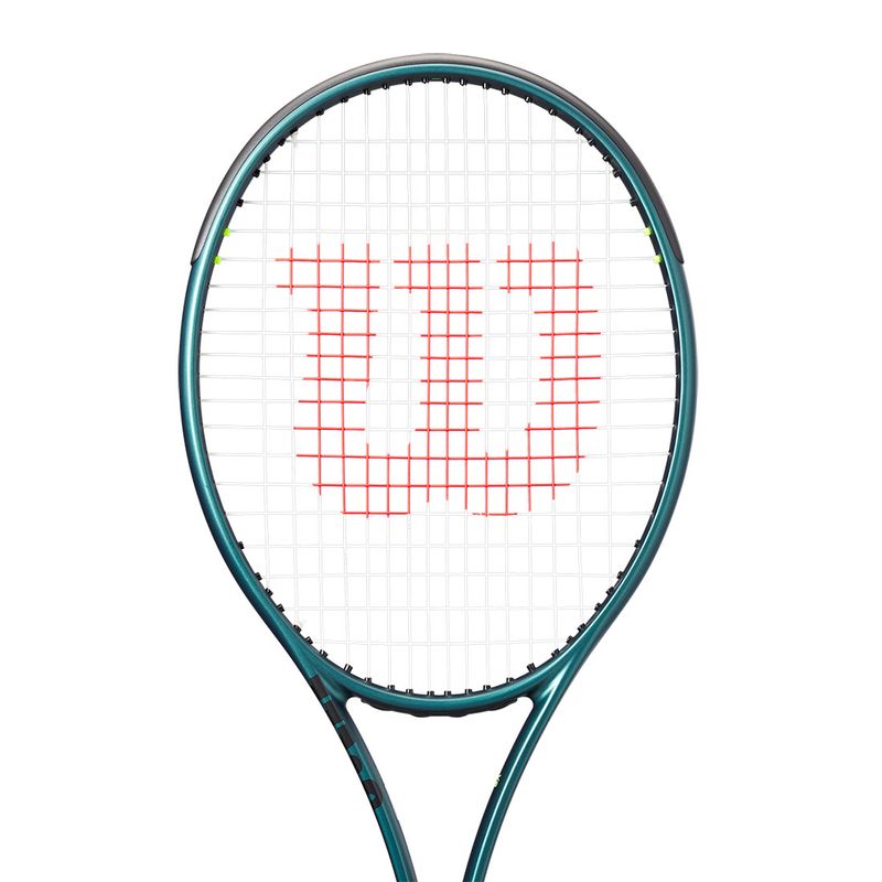 Wilson Blade 104 v9 Tennis Racquet