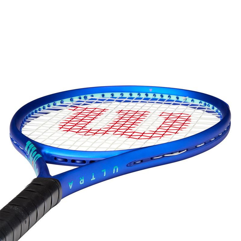 Wilson Ultra 26 v5 Junior Tennis Racquet