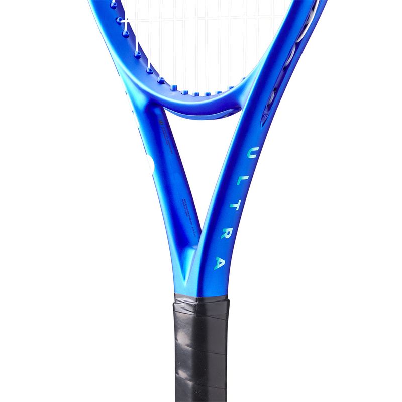Wilson Ultra 26 v5 Junior Tennis Racquet