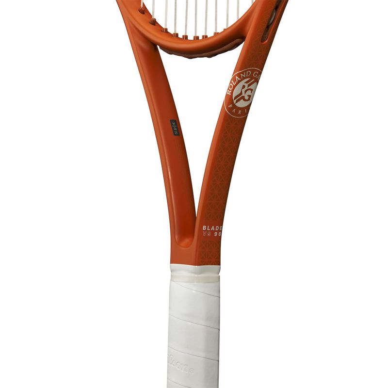 Wilson Blade 98 16x19 v9 Roland Garros Tennis Racquet 2025